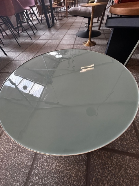 OUTLET Stolik kawowy GLAMOUR zielony złoty okrągły glam elegancki ZUIVER