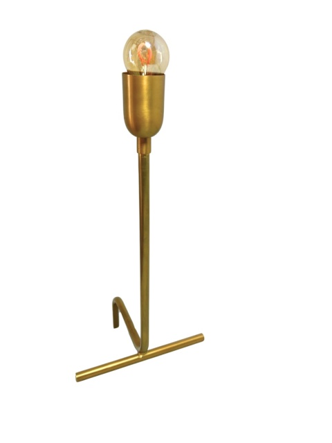 Lampa REMI Dutchbone z mosiężną konstrukcją i żarówką E27 – widok pod kątem