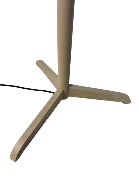 Lampa podłogowa z abażurem w kolorze taupe – nowoczesna elegancja i styl skandynawski