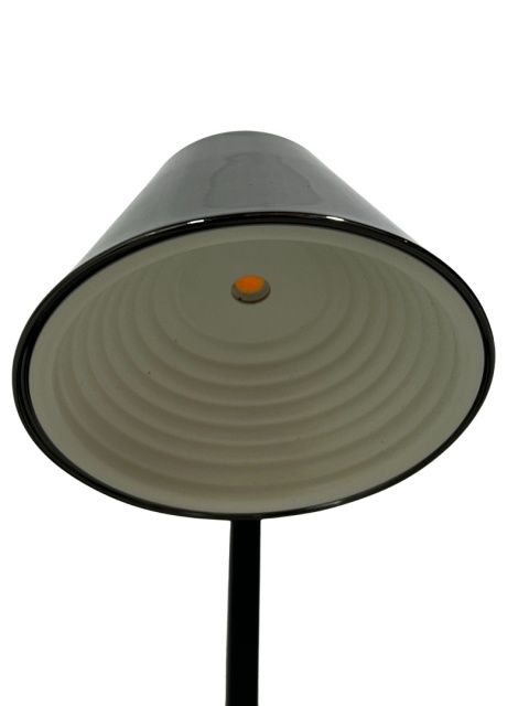 Lampa ścienna metalowa kinkiet czarna w stylu glamour elegancka nowoczesna