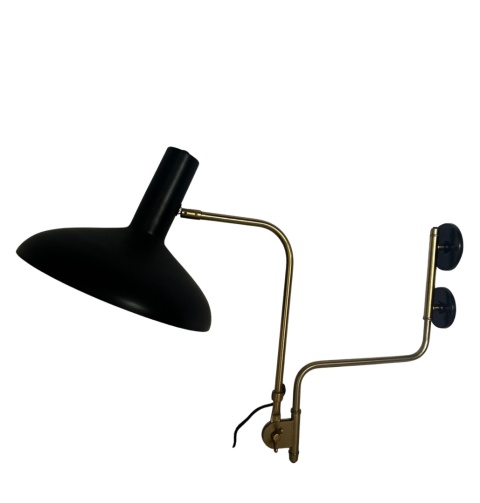 Lampa ścienna kinkiet czarny z regulowanym mosiężnym ramieniem do loftu w stylu vintage industrialnym