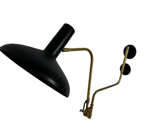 Lampa ścienna kinkiet czarny z regulowanym mosiężnym ramieniem do loftu w stylu vintage industrialnym
