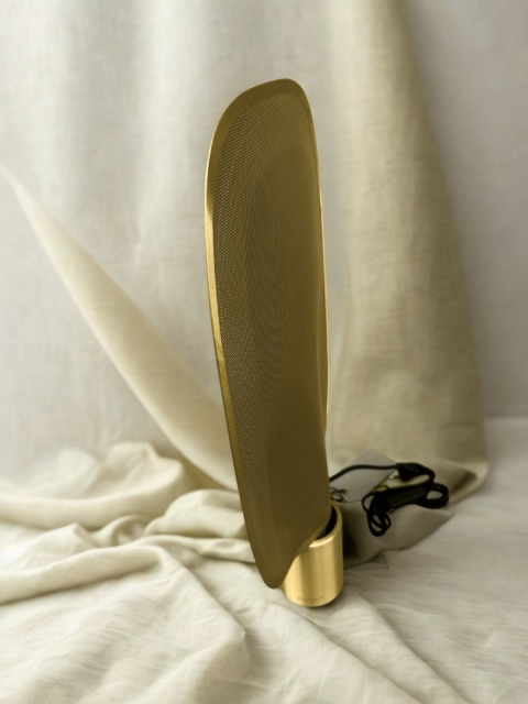 Lampa stołowa nowoczesna stylizowana na mosiądz złota skandynawski styl minimalizm