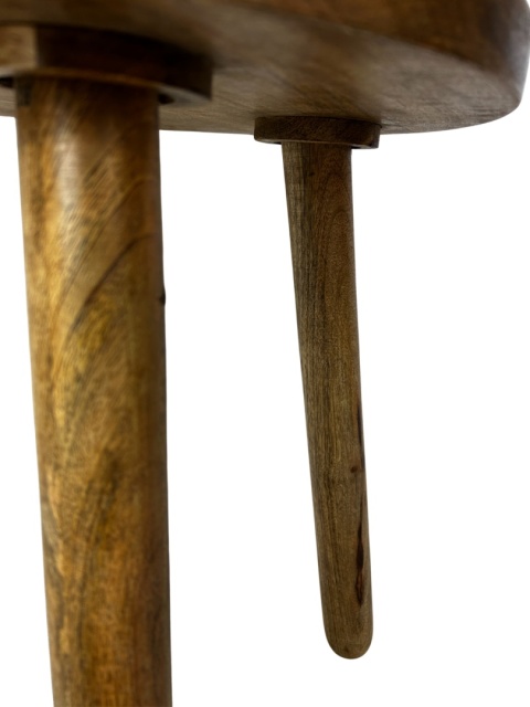 Stolik kawowy z drewna mango okrągły skandynawski styl minimalizm