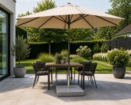 podstawa pod parasol ogrodowy 72 kg Doppler granitowa z parasolem na tarasie