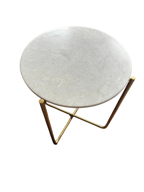 Okrągły stolik pomocniczy z białym marmurem i złotymi nogami – mały, elegancki akcent do wnętrz