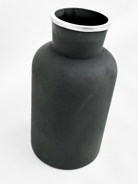 Wazon duży aluminiowy patyna czarny w stylu skandynawskim industrialnym do loftu elegancki minimalizm