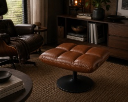 Pufa BAR vintage brown w eleganckiej aranżacji