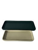 Aluminiowe tacki REBEL w kolorach zielonym i ivory