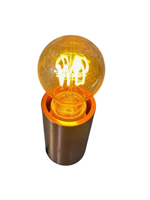 Żarówka LED zamontowana w oprawce z widocznym spiralnym filamentem.